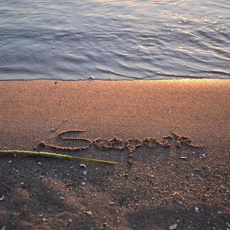 Complex In By The Sea * Sellin (Rugen)